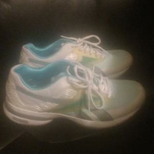 Reebok easy tone sneakers